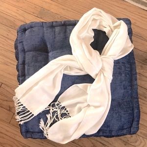 Cream cashmere scarf